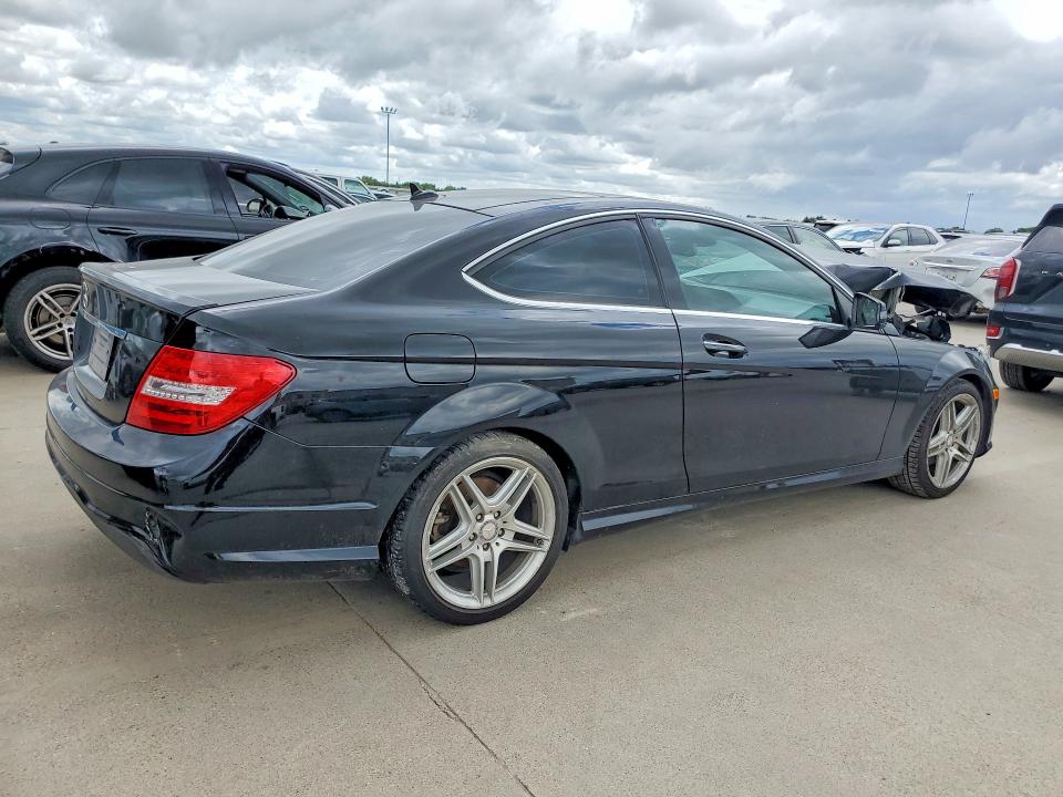 Aukcja sprzedaży 2012 Mercedes-benz C, vin: WDDGJ4HB4CF855641, numer aukcji: 56638196