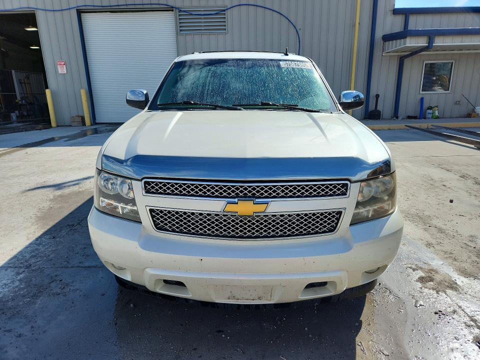 57587986 :رقم المزاد ، 1GNUKKE3XAR159915 vin ، 2010 Chevrolet Suburban مزاد بيع