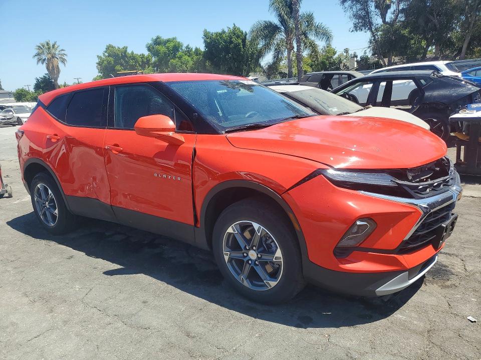 Продаж на аукціоні авто 2025 Chevrolet Blazer, vin: 3GNKBCR48SS188506, номер лоту: 57939156