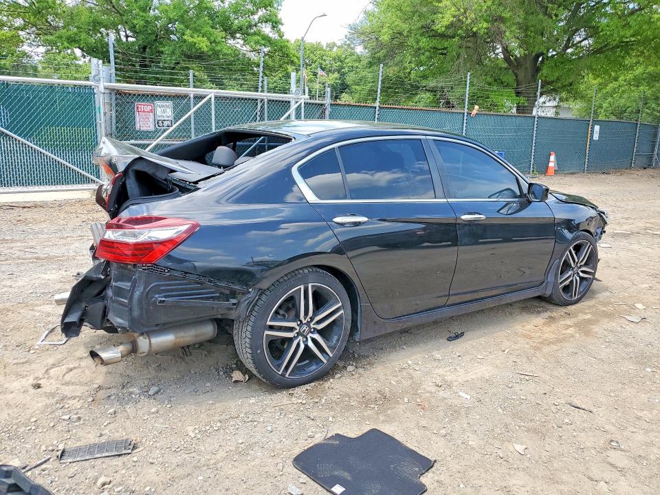 2017 Honda Accord მანქანა იყიდება აუქციონზე, vin: 1HGCR2F13HA125774, აუქციონის ნომერი: 57035276
