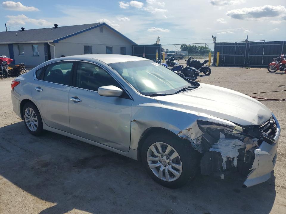2016 Nissan Altima მანქანა იყიდება აუქციონზე, vin: 1N4AL3APXGN371002, აუქციონის ნომერი: 55878526