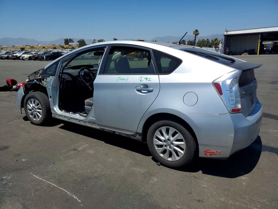56734676 :رقم المزاد ، JTDKN3DP4D3031937 vin ، 2013 Toyota Prius Plug-in Hybrid مزاد بيع