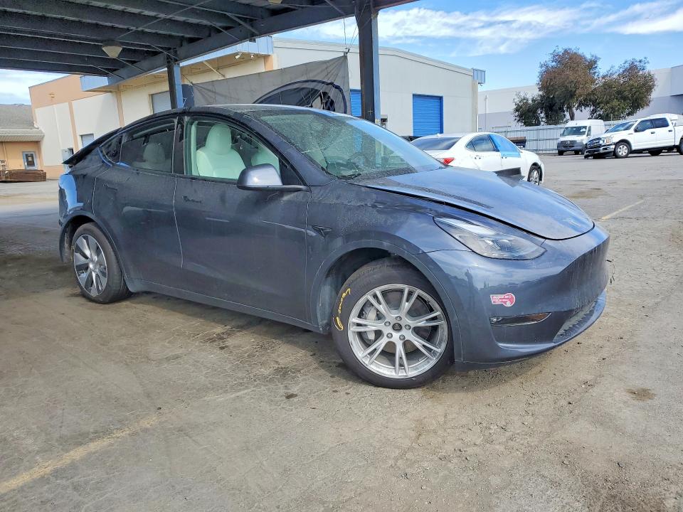 Продажа на аукционе авто 2023 Tesla Model Y, vin: 7SAYGDEE5PF823161, номер лота: 59132846