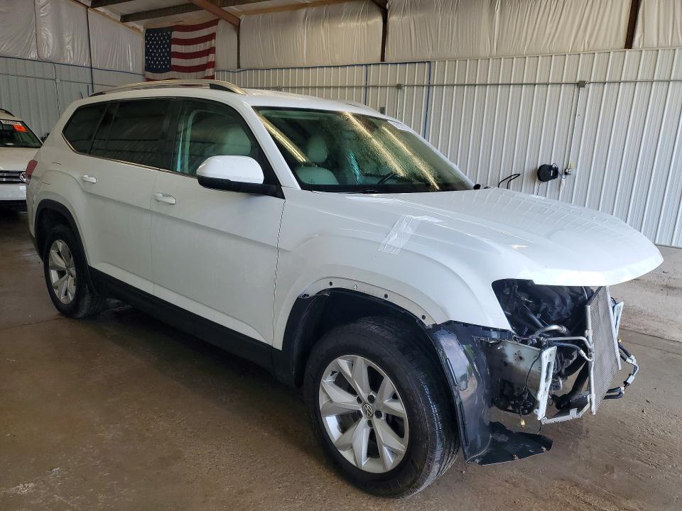 59032176 :رقم المزاد ، 1V2LR2CAXJC579712 vin ، 2018 Volkswagen Atlas مزاد بيع