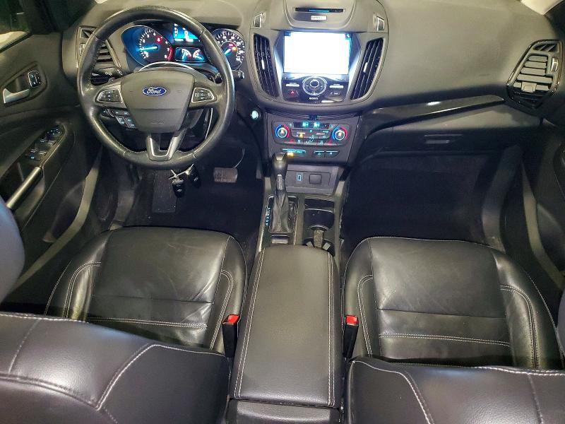 Продажа на аукционе авто 2017 Ford Escape, vin: 1FMCU9JD9HUE00131, номер лота: 56115556