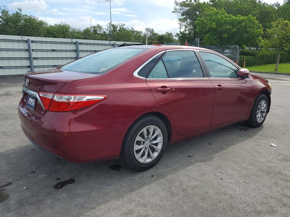 56244366 :رقم المزاد ، 4T1BF1FK7GU537775 vin ، 2016 Toyota Camry مزاد بيع