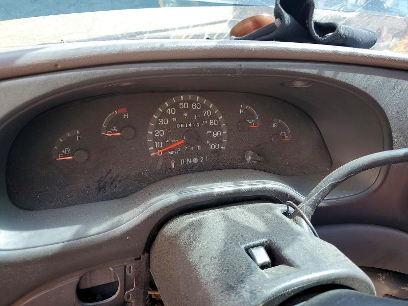 56145696 :رقم المزاد ، 1FDWE35SXYHB43182 vin ، 2000 Ford Econoline مزاد بيع