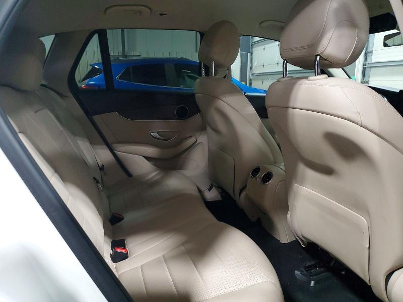 57990976 :رقم المزاد ، WDC0G8DB8LF692686 vin ، 2020 Mercedes-benz Glc مزاد بيع