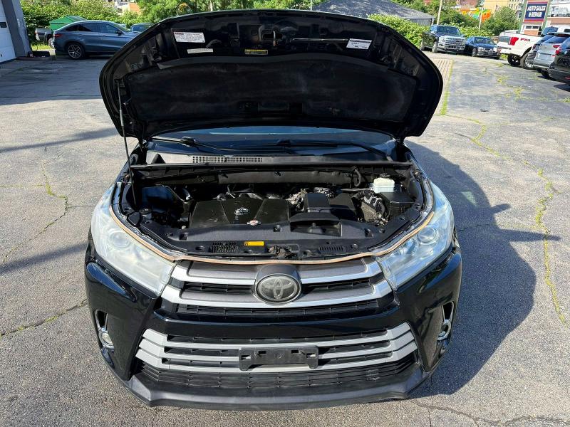 Aukcja sprzedaży 2019 Toyota Highlander, vin: 5TDJZRFH4KS582650, numer aukcji: 59082966