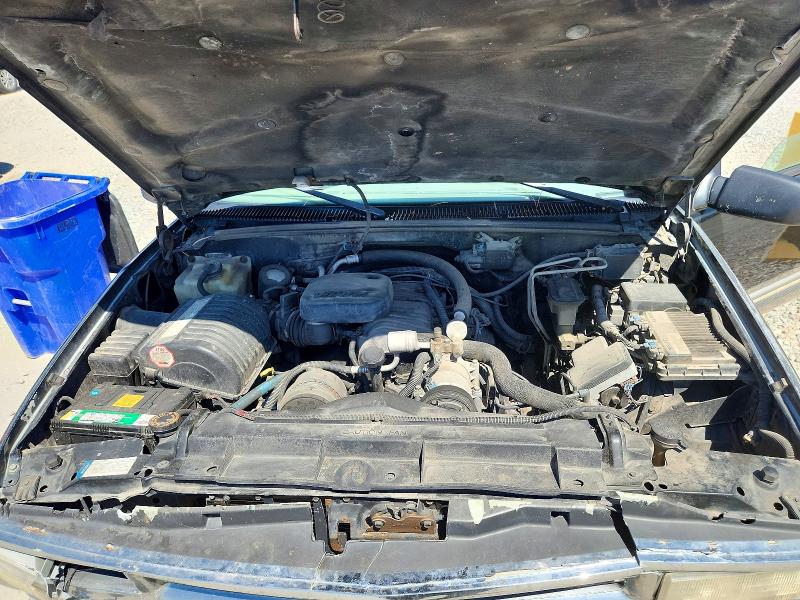 Продаж на аукціоні авто 1998 Chevrolet Suburban, vin: 1GNGK26JXWJ323969, номер лоту: 57490356