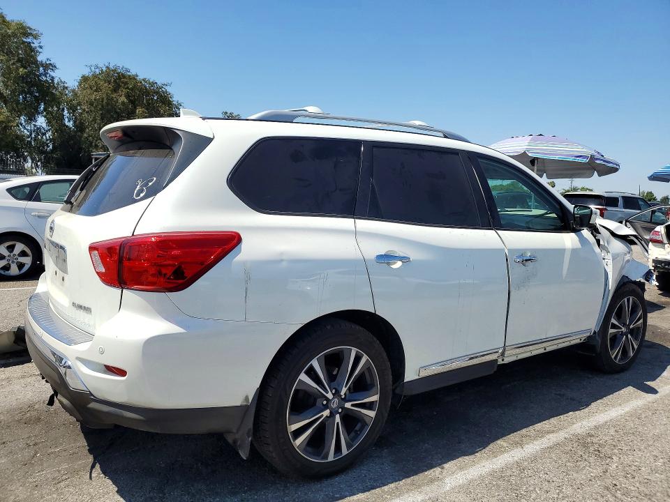 57709216 :رقم المزاد ، 5N1DR2MN2KC636344 vin ، 2019 Nissan Pathfinder مزاد بيع