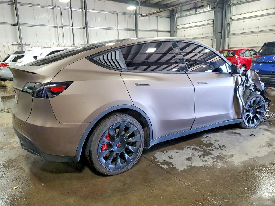 58064666 :رقم المزاد ، 7SAYGDEE2RF164989 vin ، 2024 Tesla Model Y مزاد بيع