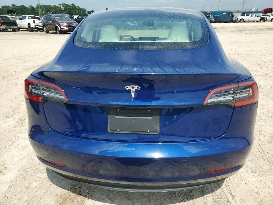 58064286 :رقم المزاد ، 5YJ3E1EA9MF989798 vin ، 2021 Tesla Model 3 مزاد بيع