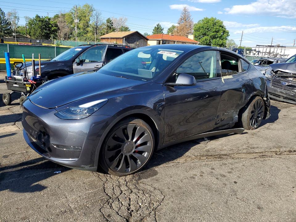 2025 Tesla Model Y მანქანა იყიდება აუქციონზე, vin: 7SAYGDEFXSA344703, აუქციონის ნომერი: 58577266