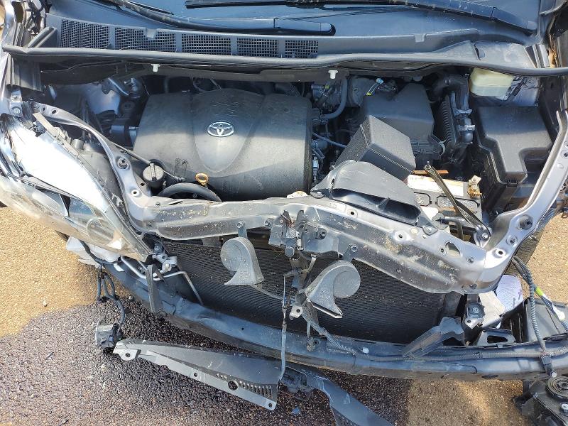 Продажа на аукционе авто 2018 Toyota Sienna, vin: 5TDYZ3DC5JS931106, номер лота: 57911636