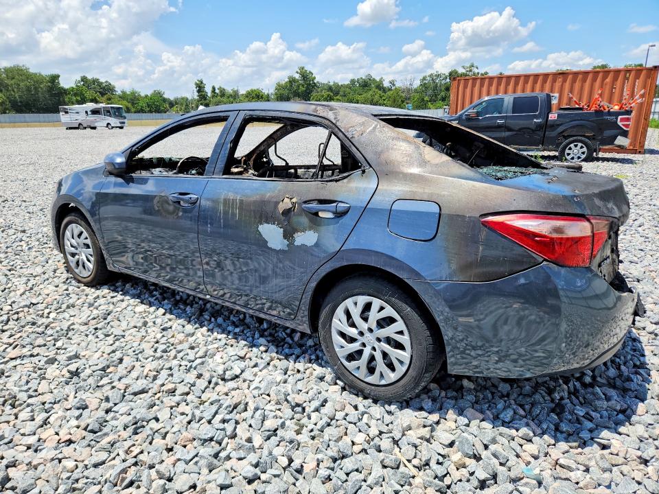 57919086 :رقم المزاد ، 5YFBURHE6KP941950 vin ، 2019 Toyota Corolla مزاد بيع