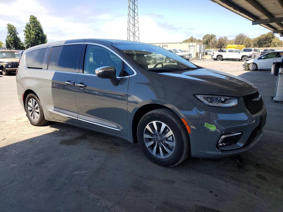 Продаж на аукціоні авто 2022 Chrysler Pacifica, vin: 2C4RC1S71NR227614, номер лоту: 58623176