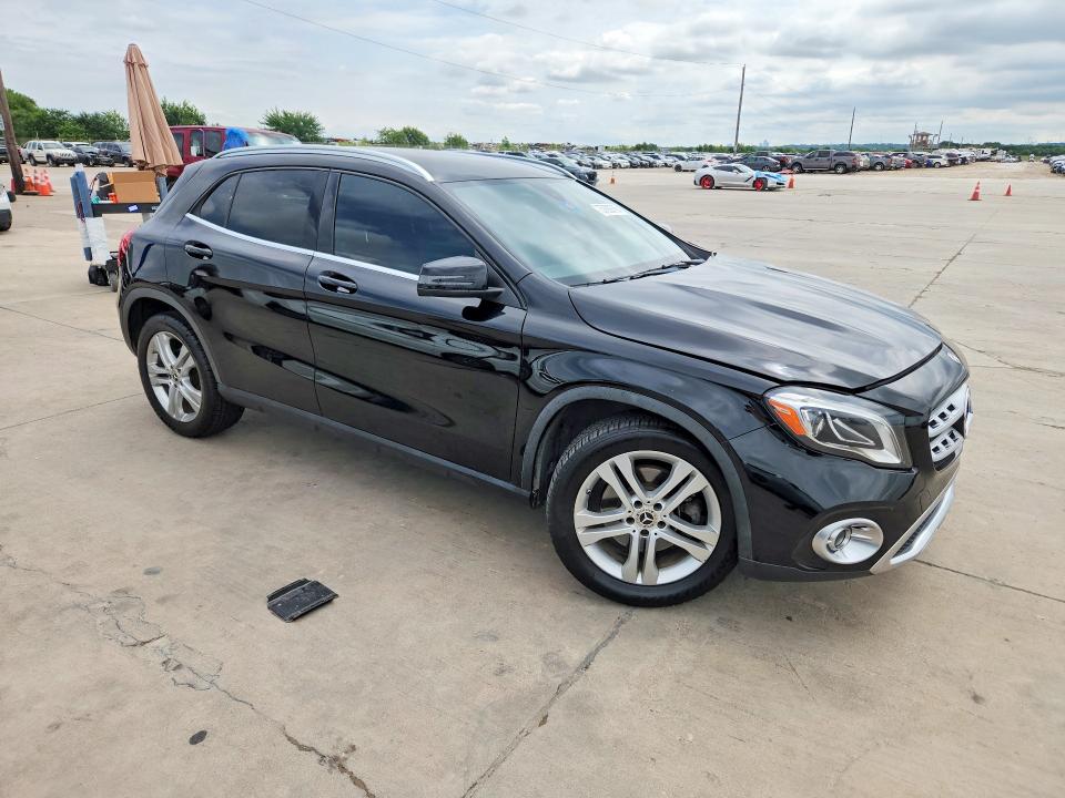 57629766 :رقم المزاد ، WDCTG4EB8LU023169 vin ، 2020 Mercedes-benz Gla مزاد بيع