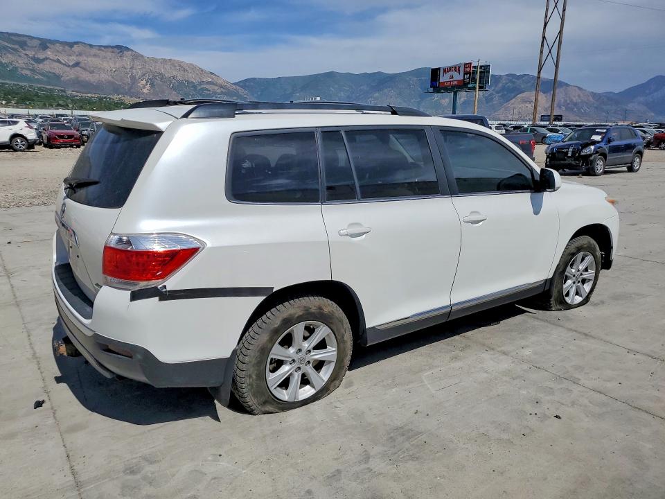 Aukcja sprzedaży 2013 Toyota Highlander, vin: 5TDBK3EH8DS235977, numer aukcji: 55824596