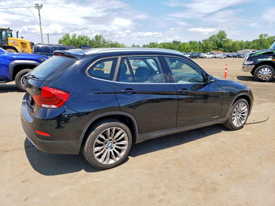 58736126 :رقم المزاد ، WBAVL1C56EVR93781 vin ، 2014 Bmw X1 مزاد بيع