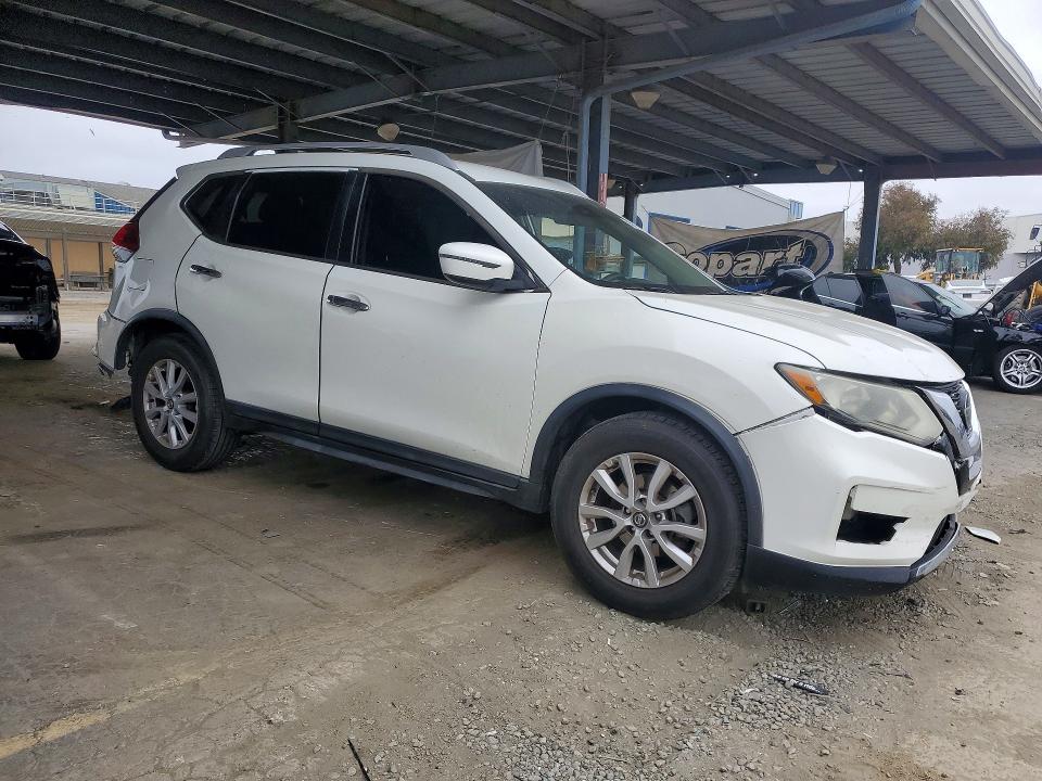 2020 Nissan Rogue მანქანა იყიდება აუქციონზე, vin: KNMAT2MT5LP507497, აუქციონის ნომერი: 58588096