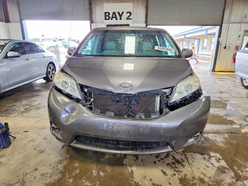 Продажа на аукционе авто 2011 Toyota Sienna, vin: 5TDYK3DC6BS025374, номер лота: 55891846