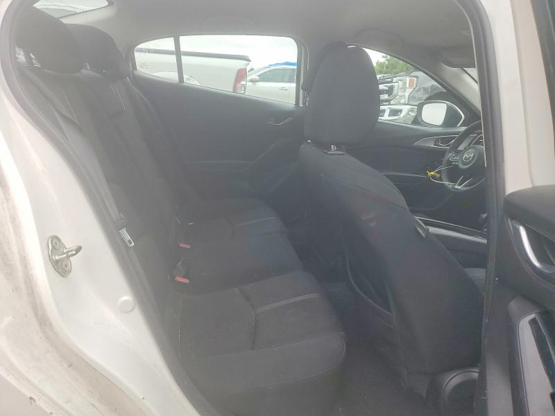 Продаж на аукціоні авто 2018 Mazda 3, vin: 3MZBN1U70JM186335, номер лоту: 58479536