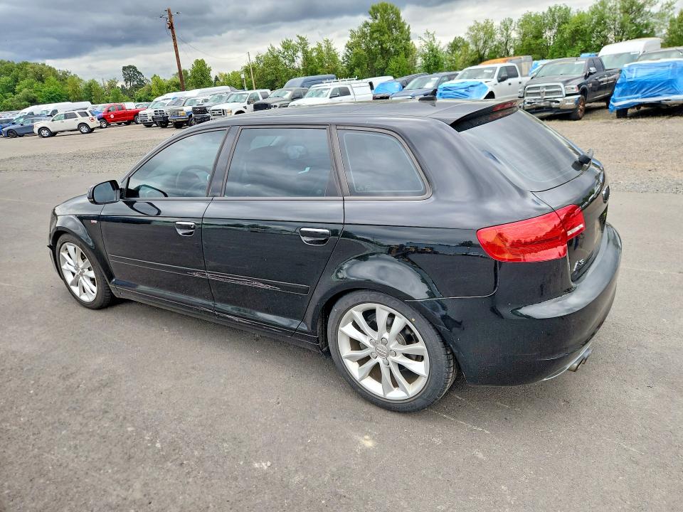59551916 :رقم المزاد ، WAUFEAFM1BA020246 vin ، 2011 Audi A3 مزاد بيع