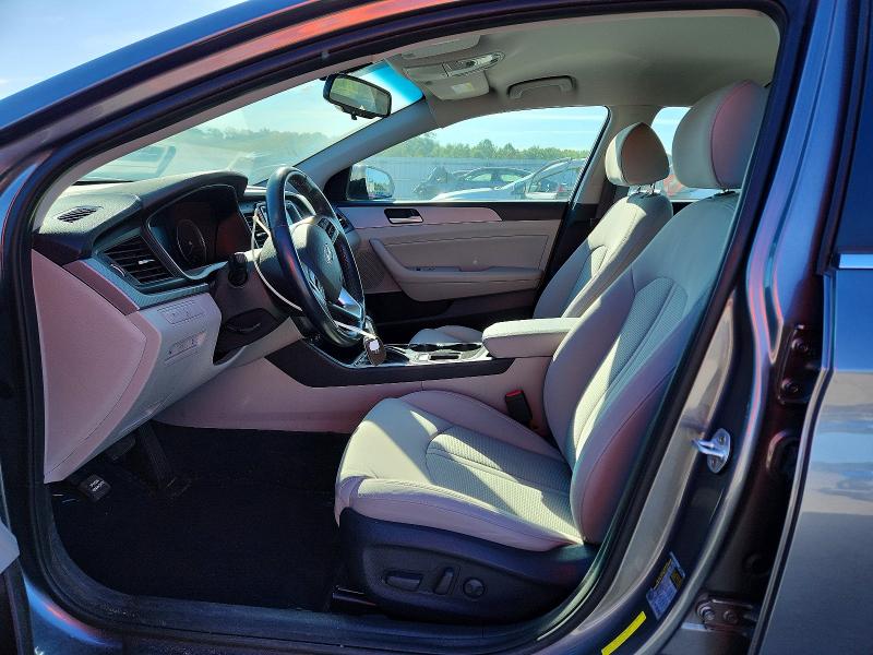 56070686 :رقم المزاد ، 5NPE34AF9KH778567 vin ، 2019 Hyundai Sonata مزاد بيع