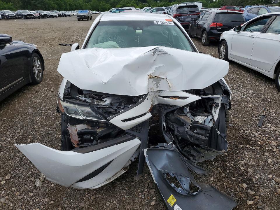 Auction sale of the 2018 Toyota Camry, vin: 4T1B11HKXJU134974, lot number: 60290906
