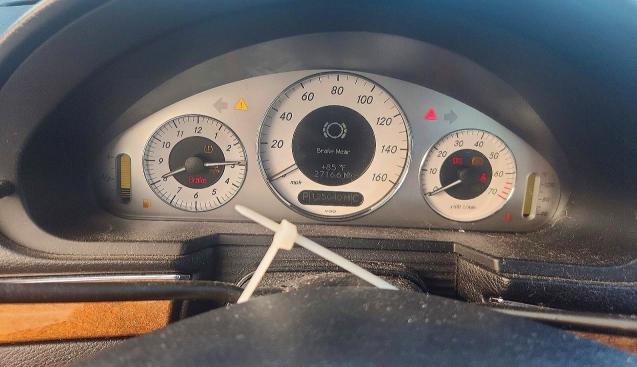 2009 Mercedes-benz E მანქანა იყიდება აუქციონზე, vin: WDBUF56X59B417888, აუქციონის ნომერი: 55947866