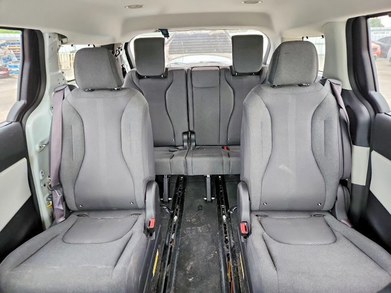 2024 Kia Carnival მანქანა იყიდება აუქციონზე, vin: KNDNB5H38R6357464, აუქციონის ნომერი: 58116156