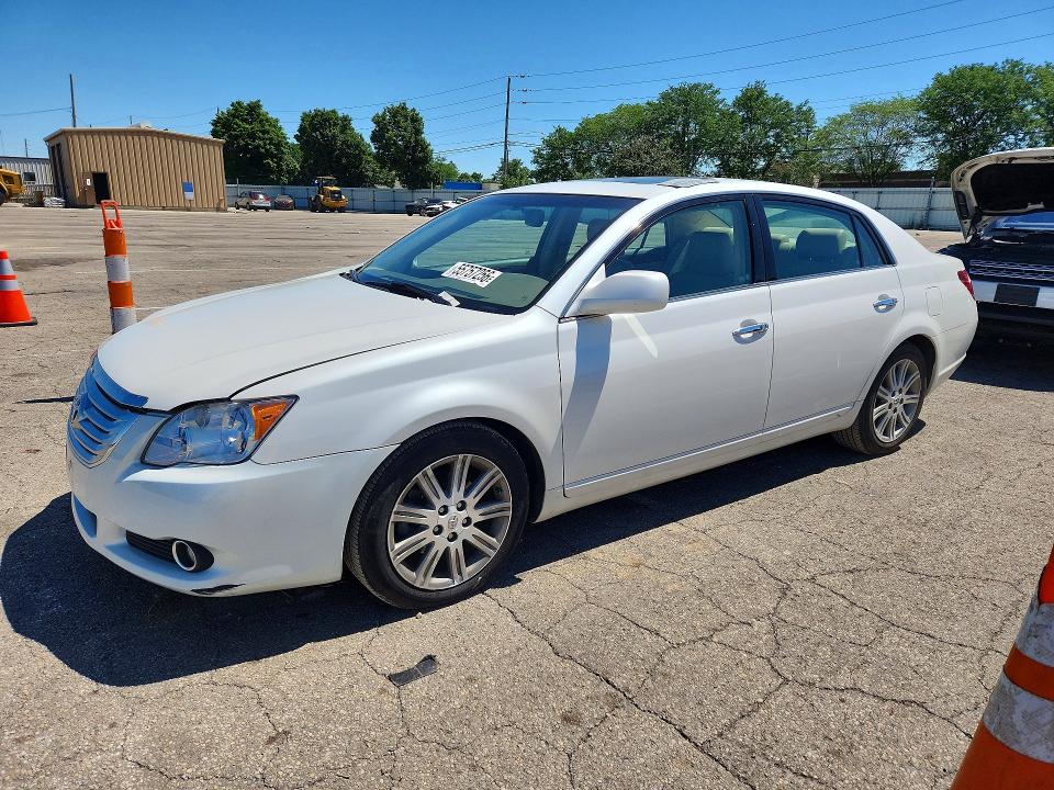 2010 Toyota Avalon მანქანა იყიდება აუქციონზე, vin: 4T1BK3DB0AU352355, აუქციონის ნომერი: 55757256