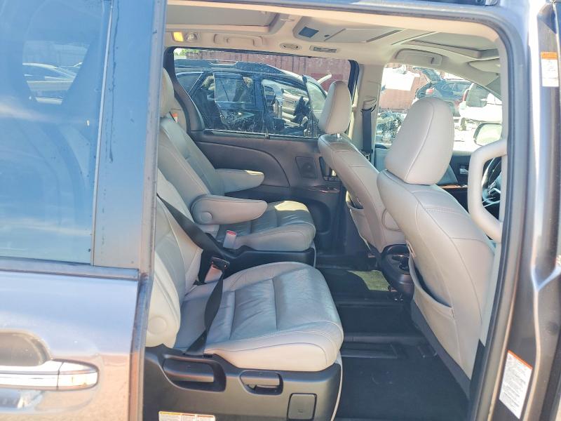 2015 Toyota Sienna მანქანა იყიდება აუქციონზე, vin: 5TDYK3DC5FS666084, აუქციონის ნომერი: 56047506