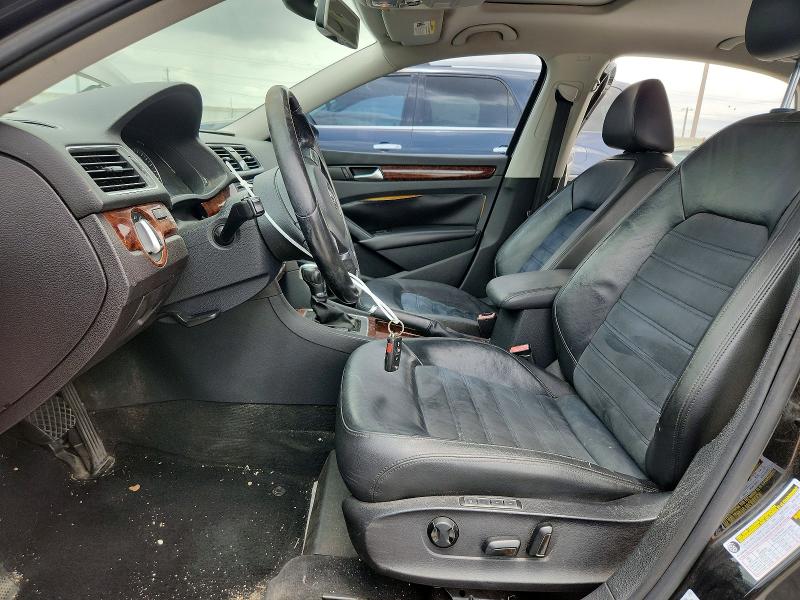 58103786 :رقم المزاد ، 1VWCN7A3XCC005710 vin ، 2012 Volkswagen Passat مزاد بيع