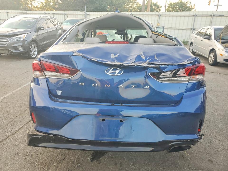 2018 Hyundai Sonata მანქანა იყიდება აუქციონზე, vin: 5NPE34AFXJH726413, აუქციონის ნომერი: 56392386
