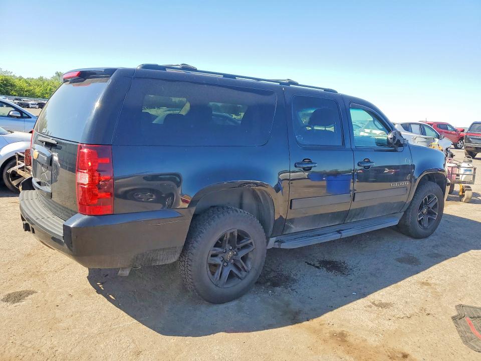 2013 Chevrolet Suburban მანქანა იყიდება აუქციონზე, vin: 1GNSKHE78DR361301, აუქციონის ნომერი: 78684995