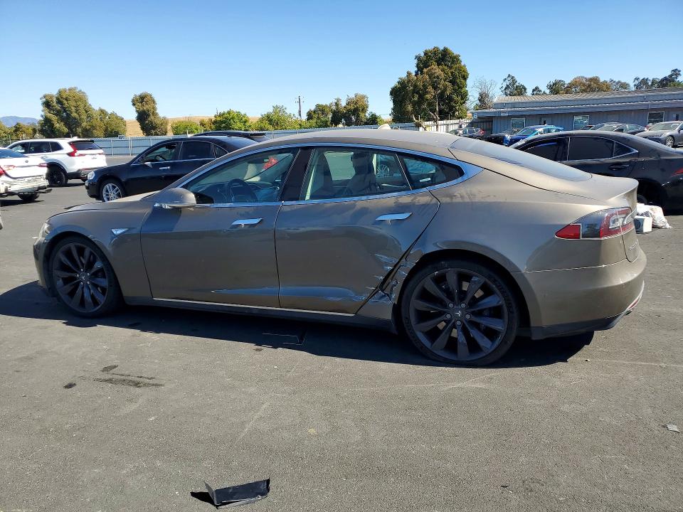 Aukcja sprzedaży 2015 Tesla Model S, vin: 5YJSA1H2XFF097249, numer aukcji: 58601556