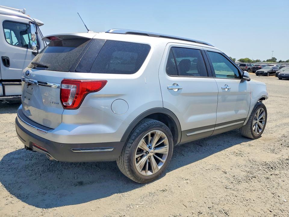 57958196 :رقم المزاد ، 1FM5K8F80JGC16673 vin ، 2018 Ford Explorer مزاد بيع