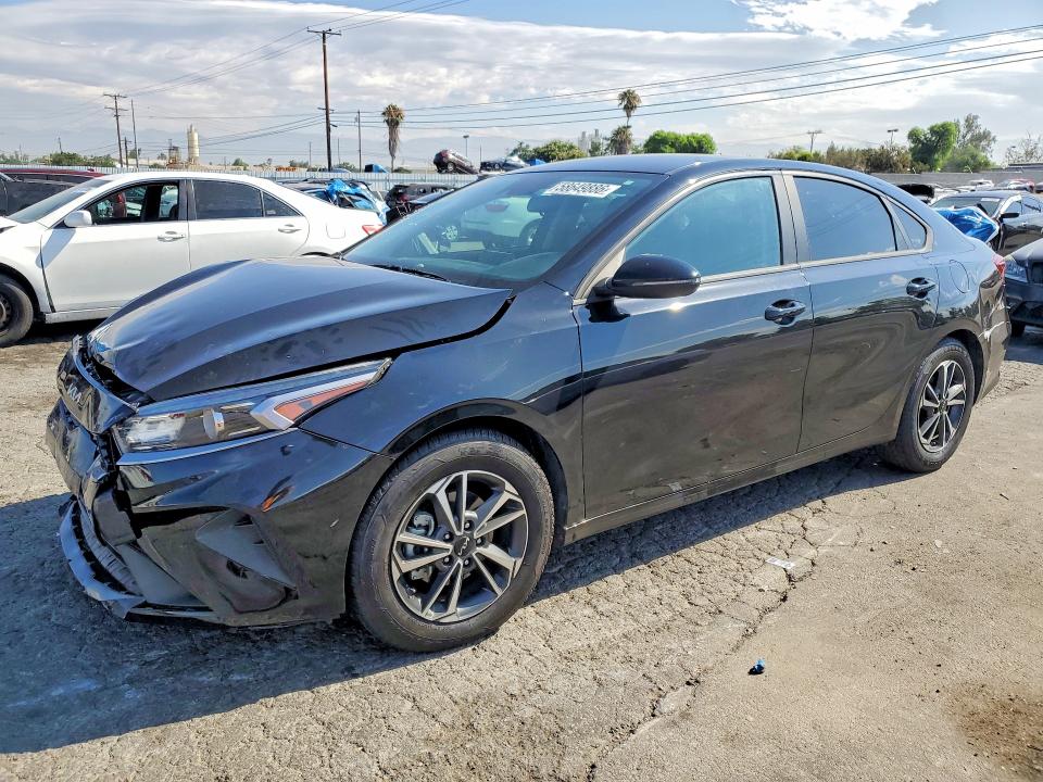 58649886 :رقم المزاد ، 3KPF24AD9RE750711 vin ، 2024 Kia Forte مزاد بيع
