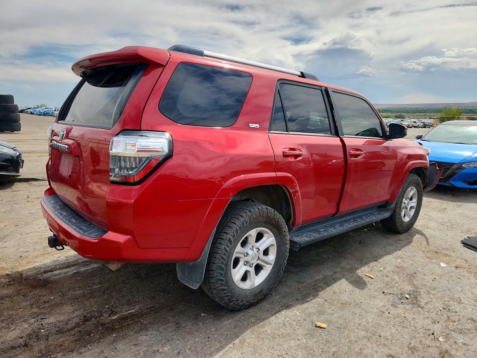 57268206 :رقم المزاد ، JTEMU5JR4N6019246 vin ، 2022 Toyota 4runner مزاد بيع