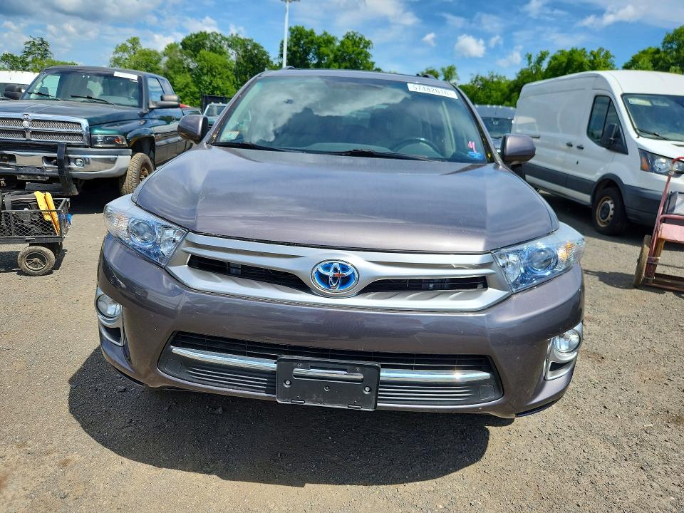 2013 Toyota Highlander მანქანა იყიდება აუქციონზე, vin: JTEDC3EH6D2011499, აუქციონის ნომერი: 57482616