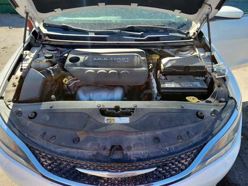 58099066 :رقم المزاد ، 1C3CCCAB9FN708799 vin ، 2015 Chrysler 200 مزاد بيع