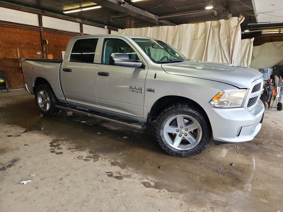 58695216 :رقم المزاد ، 1C6RR7KT3FS616907 vin ، 2015 Ram 1500 مزاد بيع