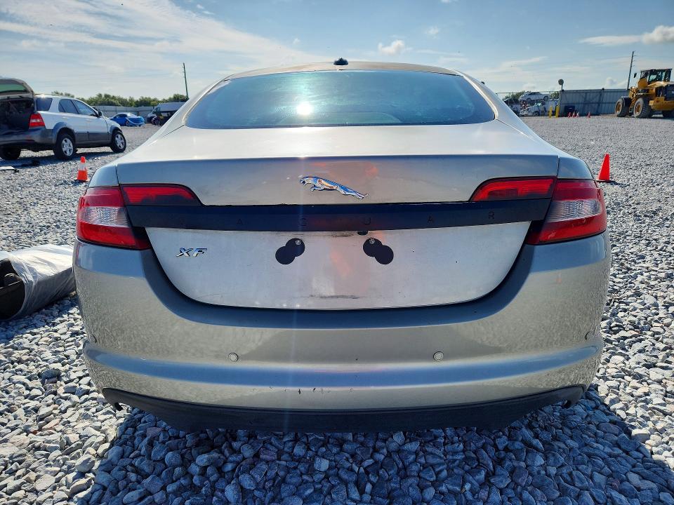 2011 Jaguar Xf მანქანა იყიდება აუქციონზე, vin: SAJWA0GB8BLS18379, აუქციონის ნომერი: 57341346