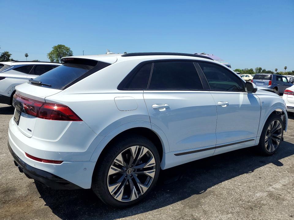 Продаж на аукціоні авто 2025 Audi Q8, vin: WA1EVBF12SD032764, номер лоту: 56057096