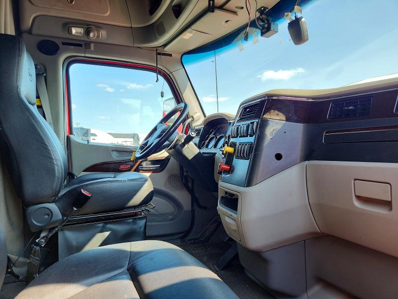 Продажа на аукционе авто 2022 Peterbilt 579, vin: 1XPBDP9X9ND776261, номер лота: 57013126