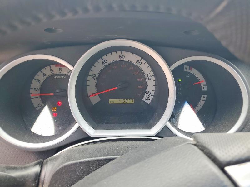 Продажа на аукционе авто 2015 Toyota Tacoma, vin: 3TMLU4EN3FM185616, номер лота: 55692456
