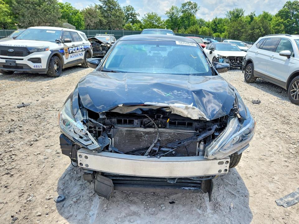 58769636 :رقم المزاد ، 1N4AL3AP9JC471062 vin ، 2018 Nissan Altima مزاد بيع