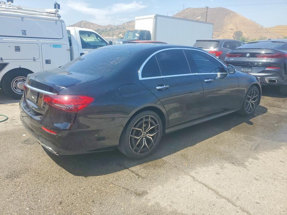 55900376 :رقم المزاد ، W1KZF8DB5MA873412 vin ، 2021 Mercedes-benz E مزاد بيع